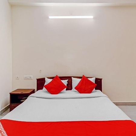 Hotel O Kalyan Kondapur  Buitenkant foto