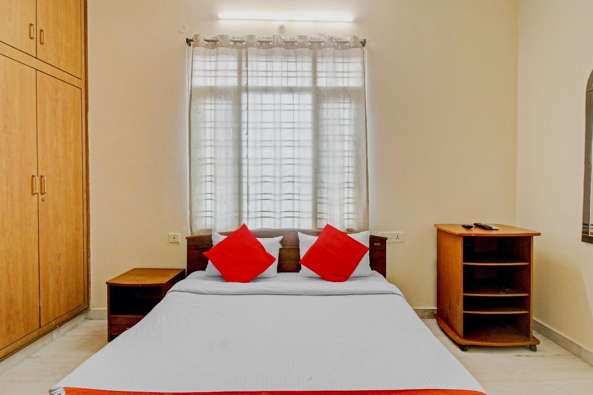 Hotel O Kalyan Kondapur  Buitenkant foto
