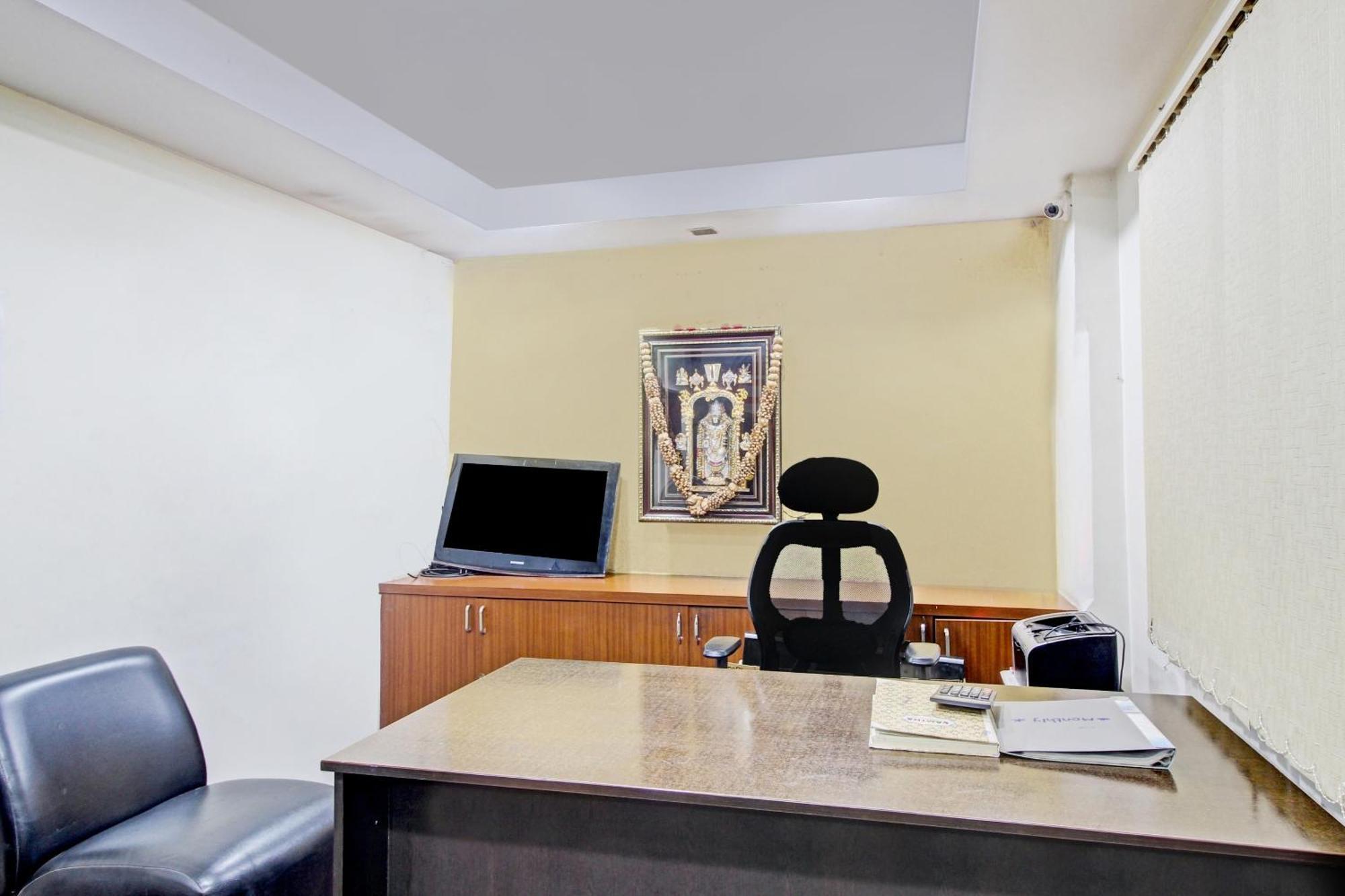 Hotel O Kalyan Kondapur  Buitenkant foto