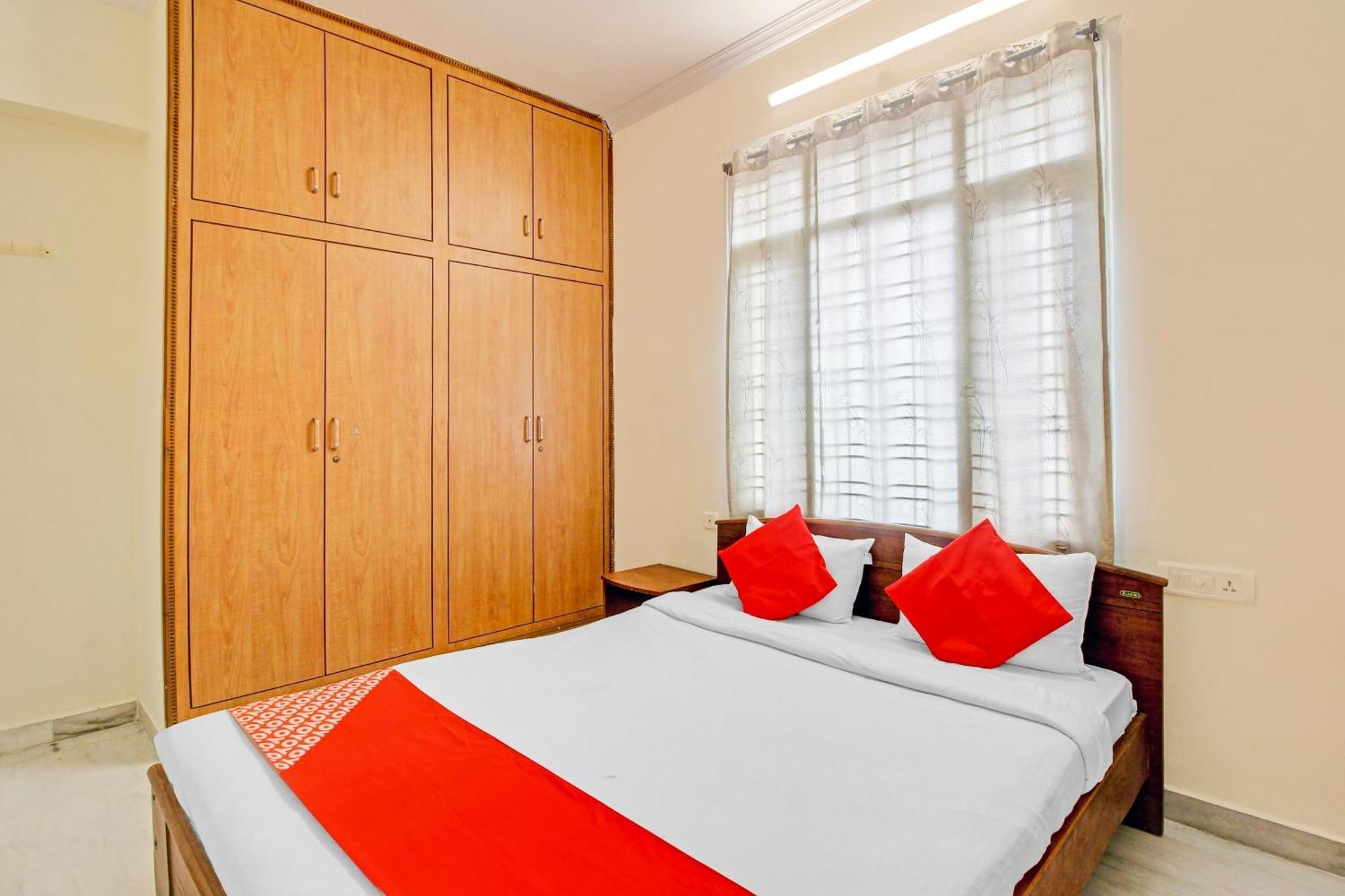 Hotel O Kalyan Kondapur  Buitenkant foto
